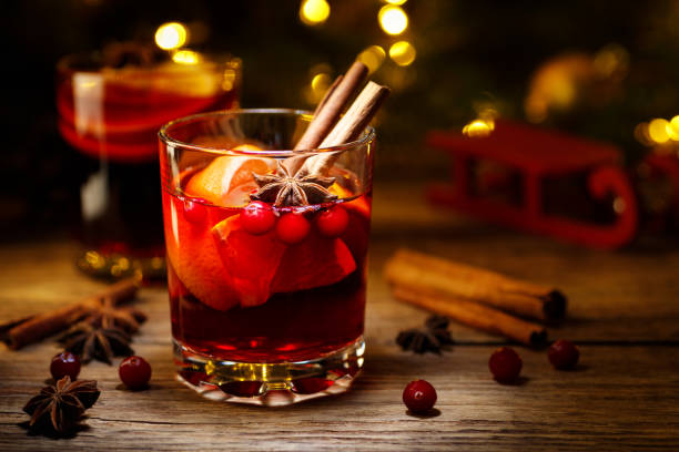istock Mulled wine with oranges and spices. 1354740477
