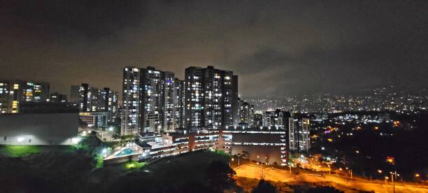 istock Medellin at night 1354756391