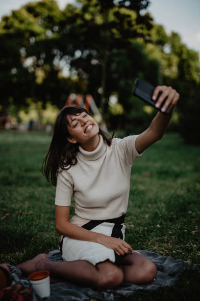 istock Sending selfie to my friends 1354800982