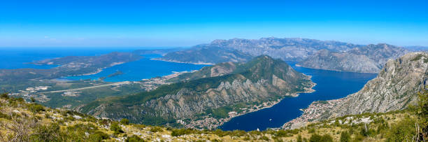 vista ad alto angolo della baia di kotor - montenegro kotor bay fjord town foto e immagini stock