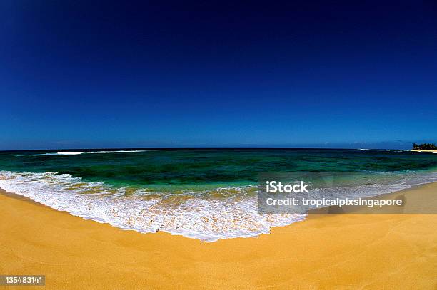 Usa Hawai Oahu North Shore Sunset Beach Foto de stock y más banco de imágenes de Agua - Agua, Arena, Clima tropical