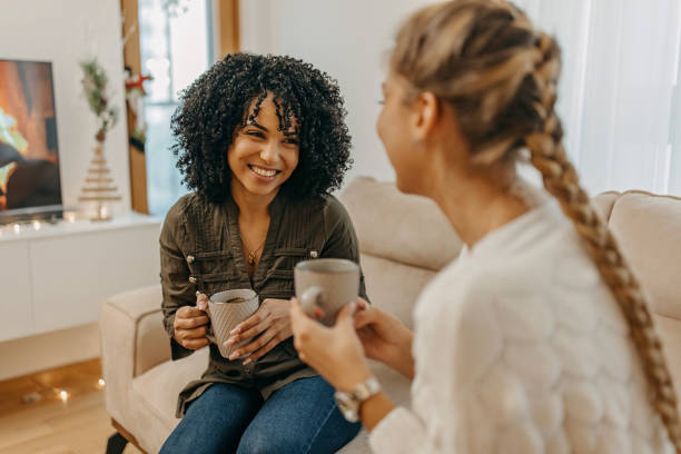 istock Friends time at home 1354842054