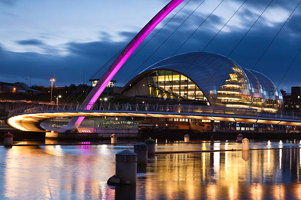 istock Millennium Bridge in Gateshead 135487254