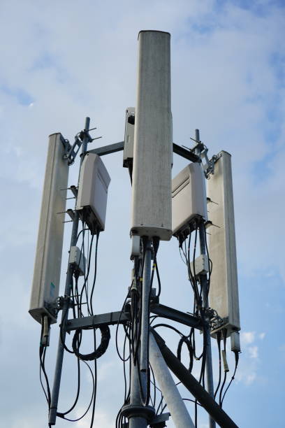 istock 5g cellular telecommunication towers 1354898598