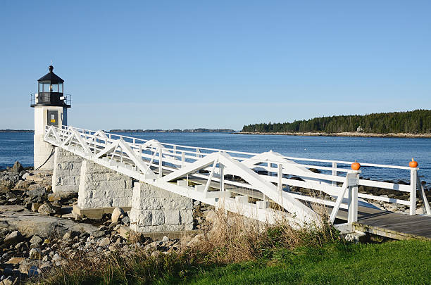 마쉘 포인트 등대 - lighthouse maine beacon marshall point lighthouse 뉴스 사진 이미지