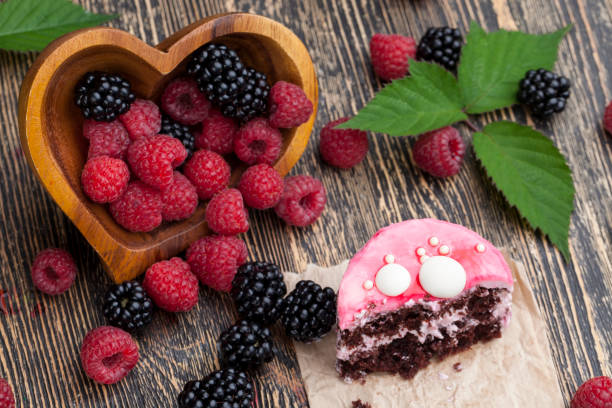 istock puff chocolate cake with berry filling 1354935239