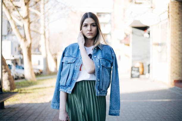 istock Beautiful Woman 1354946490