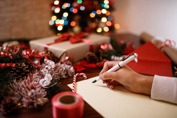 istock Put your Christmas wishes on paper 1354947653