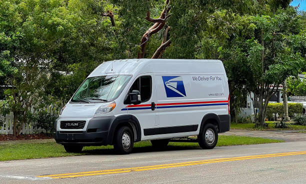 미국 우체�국 트럭 - us postal service 뉴스 사진 이미지