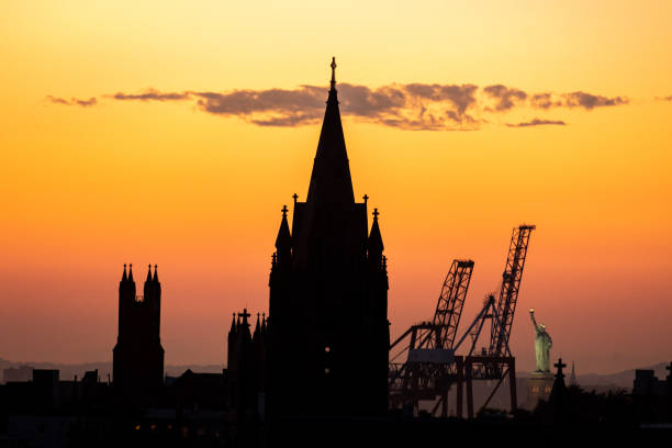 istock Sunset in Red Hook Brooklyn New York 1355092112