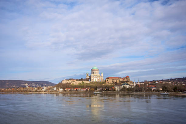 istock Esztergom Basilica with the river Danube 1355147773