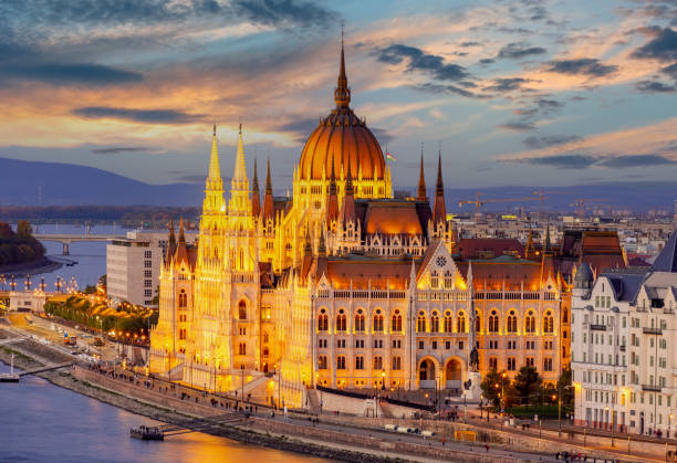 istock Hungarian Parliament building at sunset, Budapest, Hungary 1355169617