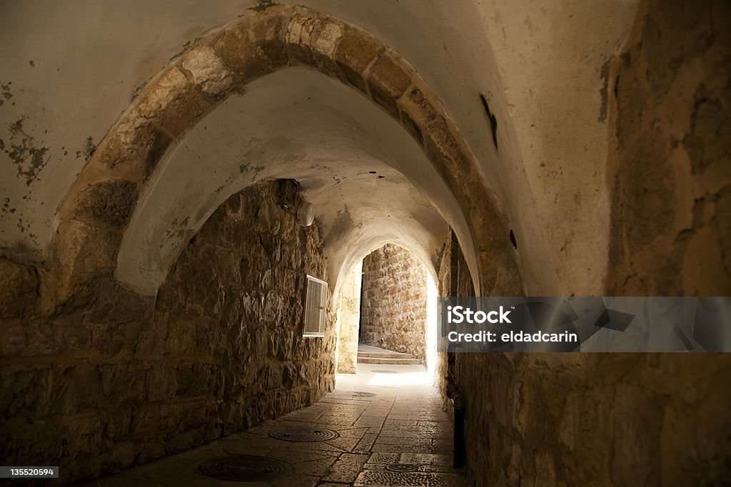 Vieja Jerusalén túnel - Foto de stock de Ciudad Vieja - Jerusalén libre de derechos