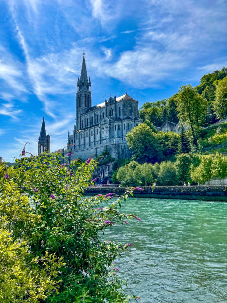 Beautifull Sanctuary in Loudres with river lined with green trees