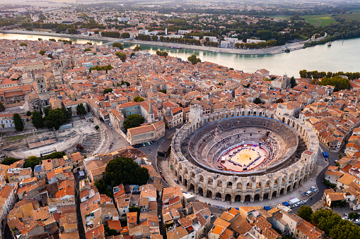 Vista aérea de Arles en el río Ródano con vistas al anfiteatro romano, Francia photo
