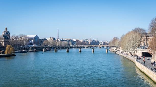 istock Paris, France 1355303230