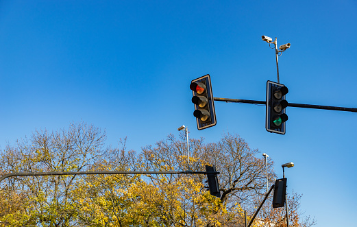 A picture of traffic lights.