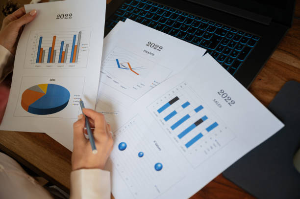 istock 2022 business and financial plan paperwork 1355473770