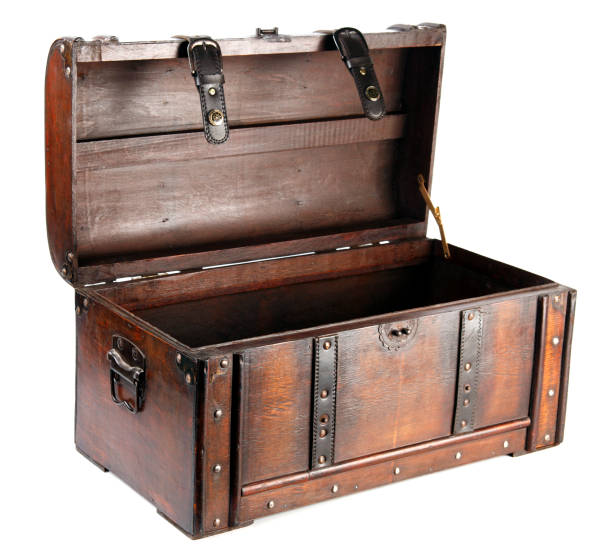Old Fashioned Steamer Trunk Stock Photo - Download Image Now - Antique,  Black Color, Blue - iStock