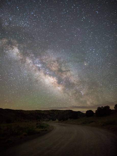 istock the wonderful night sky above new mexico desert 1355544948
