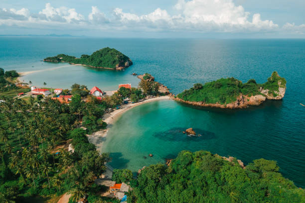 istock high angle sea, high angle beach, high angle island 1355579216