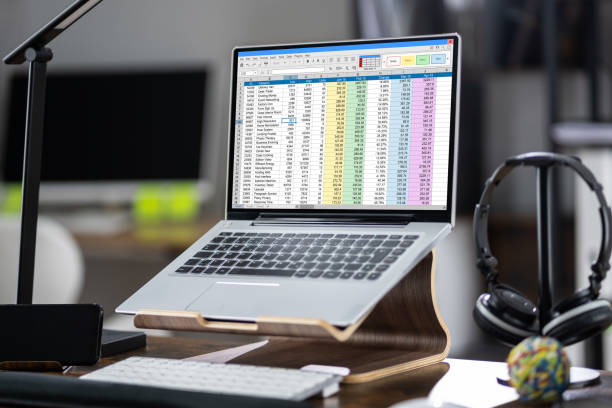 Desktop Computer Spreadsheet 9,100+ Laptop Spreadsheets Stock Photos, Pictures & Royalty-Free Images ...
