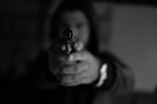 violência armada - gun handgun violence kidnapping - fotografias e filmes do acervo