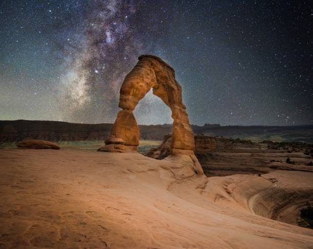 istock Delicate Arch and the Milky Way 1355911302