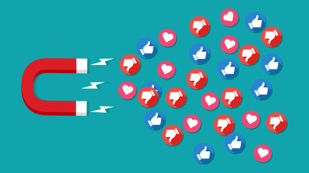 istock Magnets attract likes and followers. social media concept 1355953152