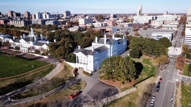 istock Downtown Richmond Virgina 1355962088