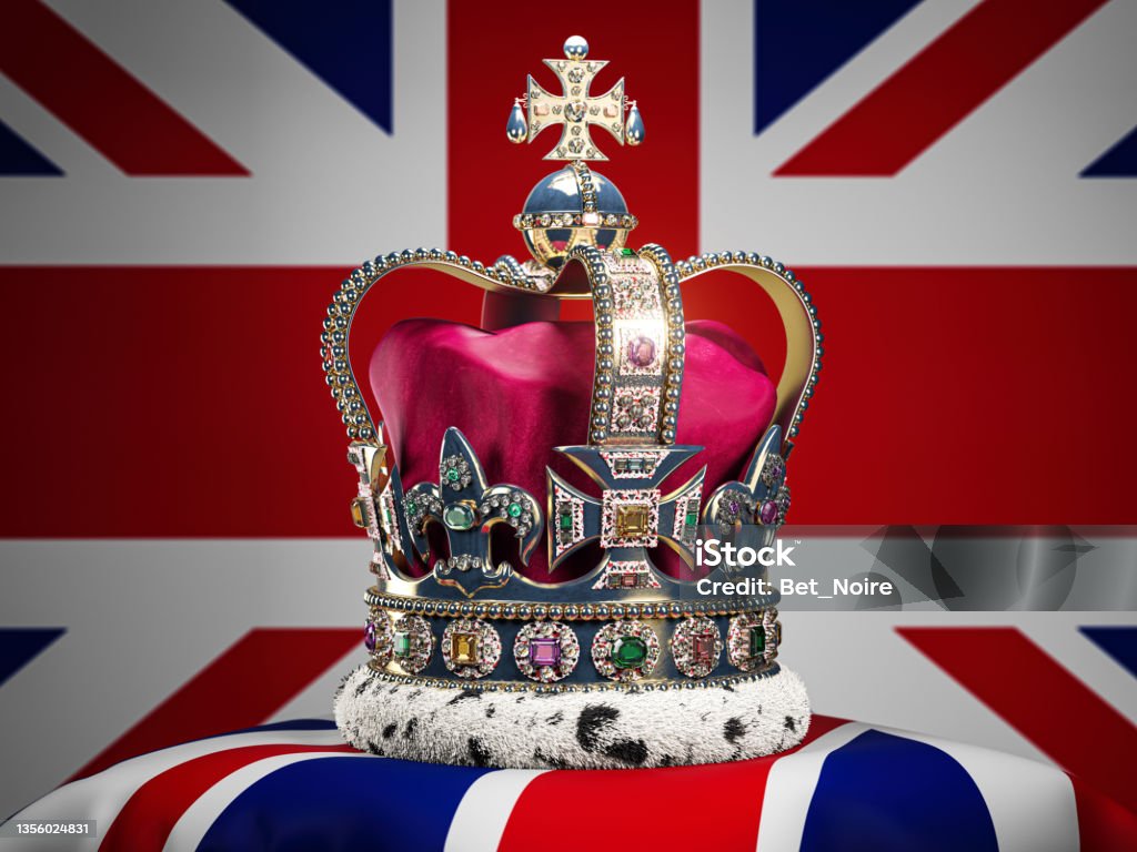 Royal imperial state crown on UK flag background. Symbols of Great Britain UK United Kingdom monarchy. - 免版稅加冕儀式圖庫照片
