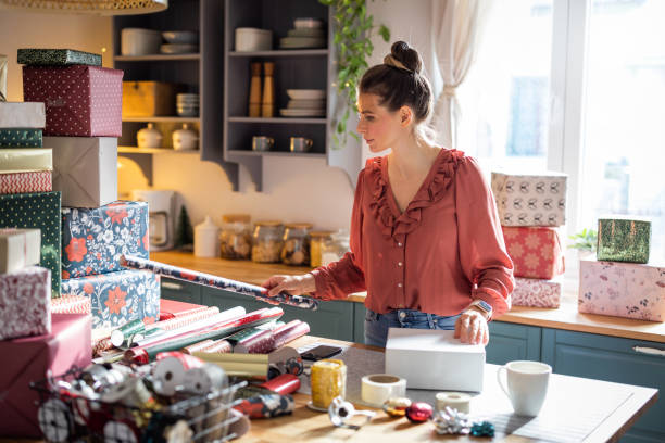 istock Preparing Christmas gifts 1356050881
