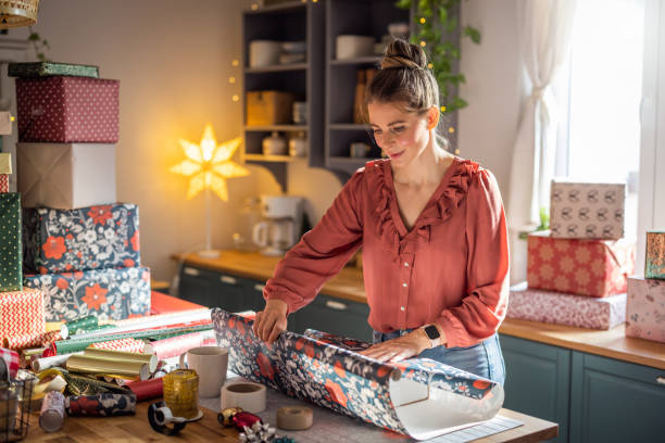 istock Preparing Christmas gifts 1356050886