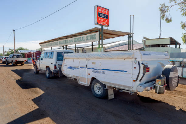 marree w australii południowej. - town australia desert remote zdjęcia i obrazy z banku zdjęć