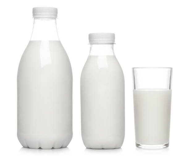 milchsammlung auf weiß - milk bottle milk bottle empty stock-fotos und bilder