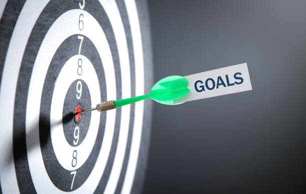 istock Paper with word Goals on dartboard. 1356174268