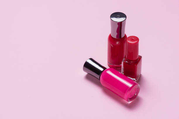 istock Gel nail polish 1356214247