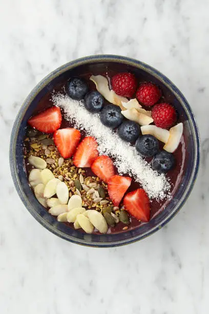 COCONUT AND CHIA ACAI BOWL SEEDS AND NUTS