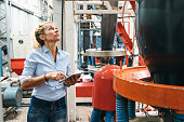 ingenieur-in-kunststoffrecyclingfabrik.jpg?b=1&s=170x170&k=20&c=Qbig_crkTetv4zx4iz63uzQhav32iOkaqzy74pp9-Z8=
