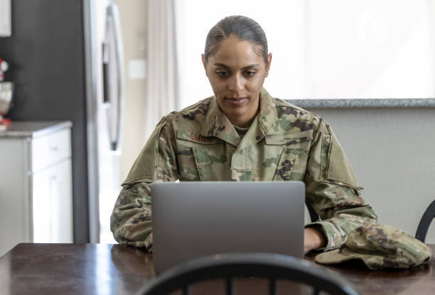 istock Air Force Service Member at home 1356294099