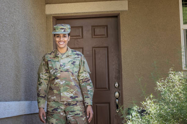 istock Air Force Service Member at home 1356294148
