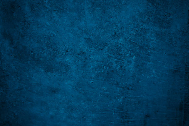 ネイビーブルーラフ背景。トーンのテクスチャ。古い傷付きの壁面。青いコンクリートの背景 - metal rusty textured textured effect ストックフォトと画像