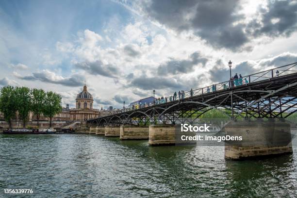 Pont Des Arts And The Institut De Fance In The Background Paris Stock Photo - Download Image Now
