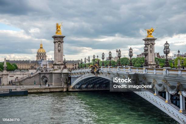 Bridge Alexandre Iii With View To The Military Museum Paris Stock Photo - Download Image Now