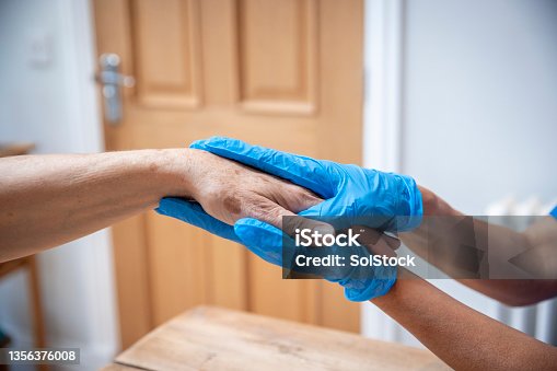 istock I'll Take Care of You 1356376008