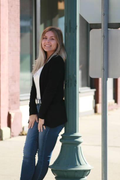 istock Fall Senior Session Photoshoot 1356423060