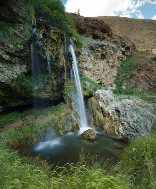 Sirakayalar Waterfall Sirakayalar Waterfall.  The first waterfall in Sirakayalar village. Turkey Travel. Sirakayalar, Bayburt, Turkey bayburt stock pictures, royalty-free photos & images