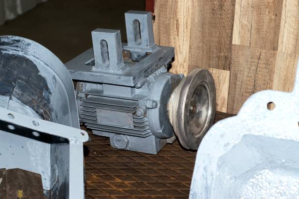 istock Detail from an old drilling machine 1356599106