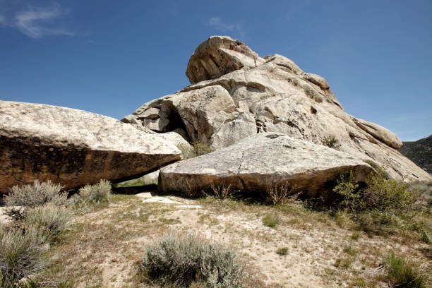 city of rocks national monument - idaho rock climbing city of rocks mountain imagens e fotografias de stock