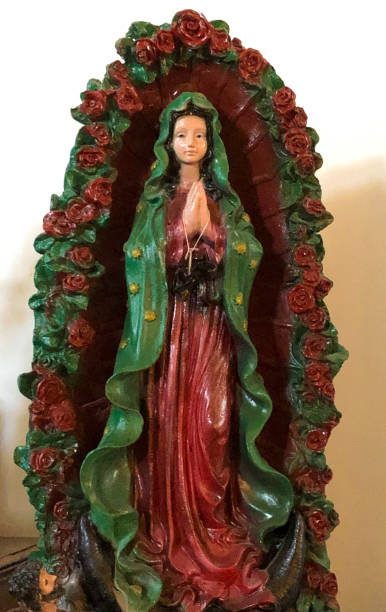 istock Socorro Mission on Mission Trail, TX (Interior Statue) 1356681214